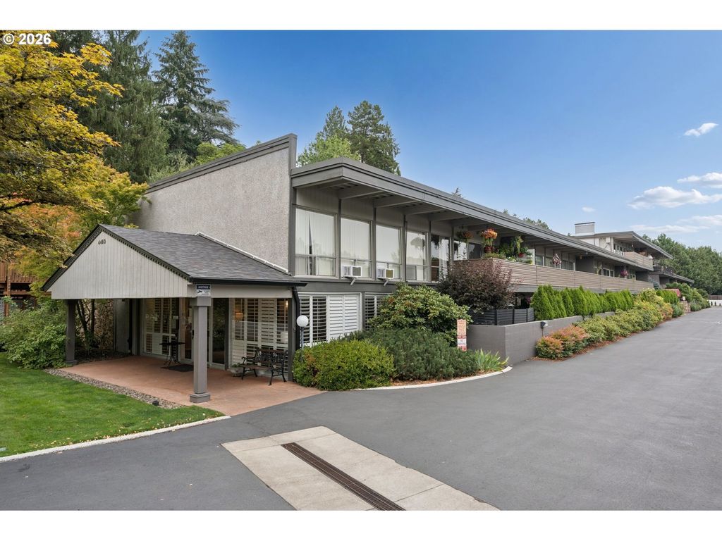 4460 Sw Scholls Ferry Rd 20a, Portland