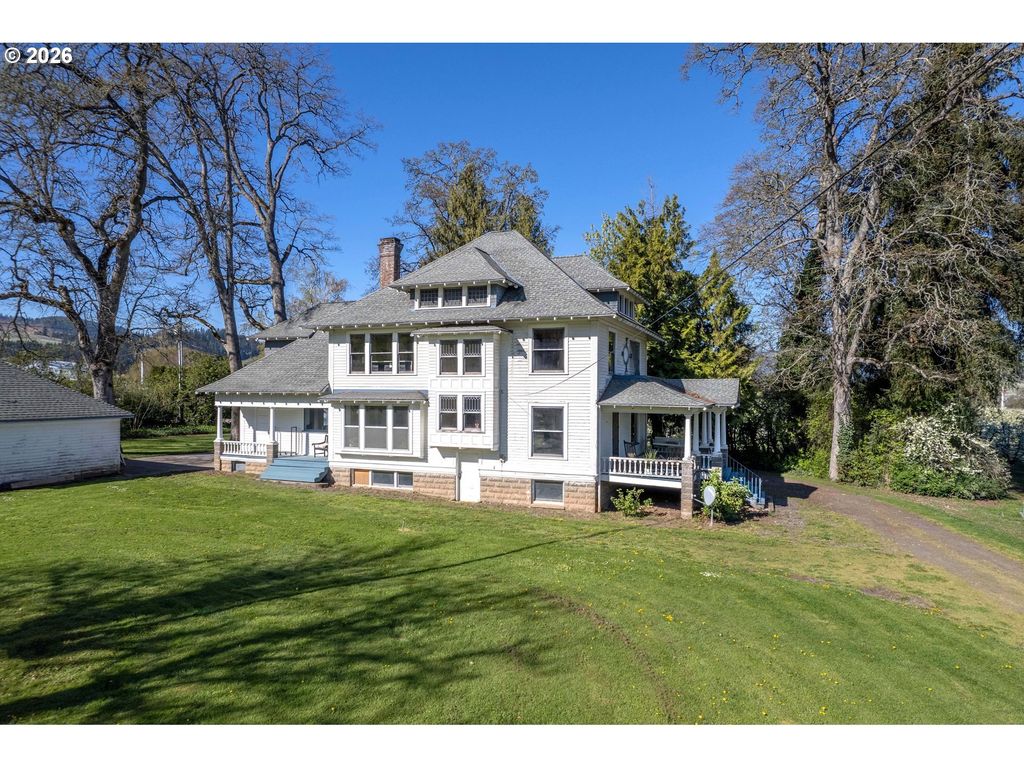 3316 Thomsen Rd, Hood River