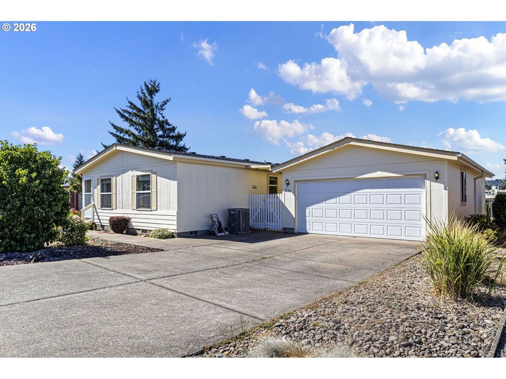 510 Patrick Loop, Cottage Grove