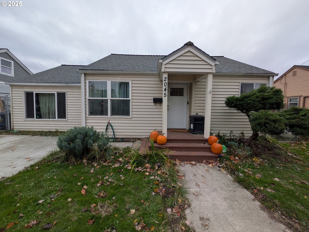 2045 Liberty St, Salem