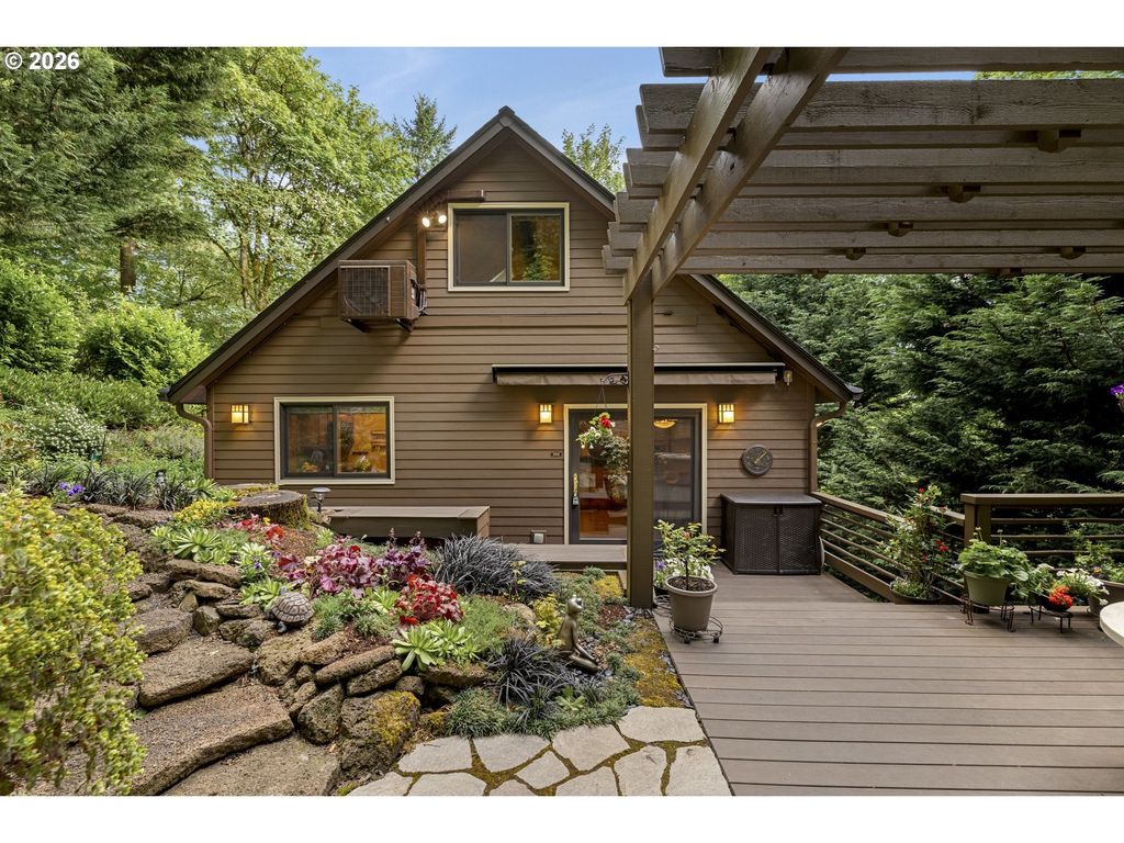 3919 Sw Hillside Dr, Portland