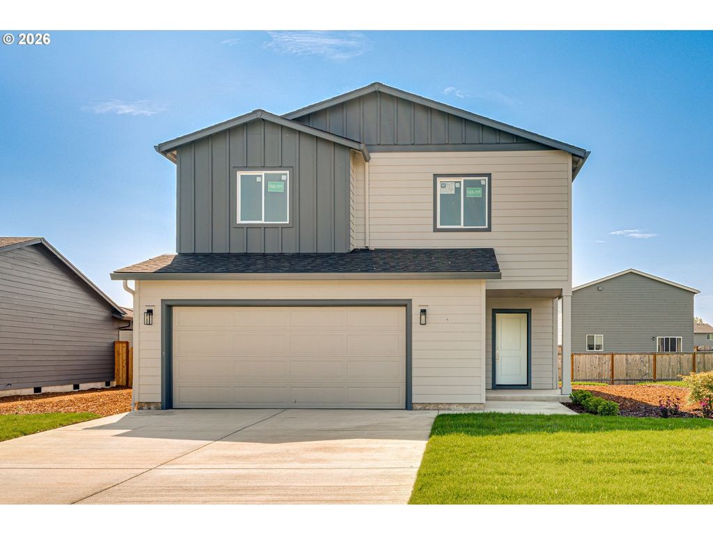 2016 Henderson Way, Longview