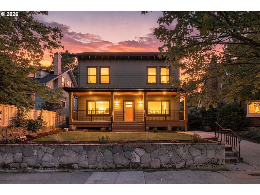 3533 Ne Hassalo St, Portland