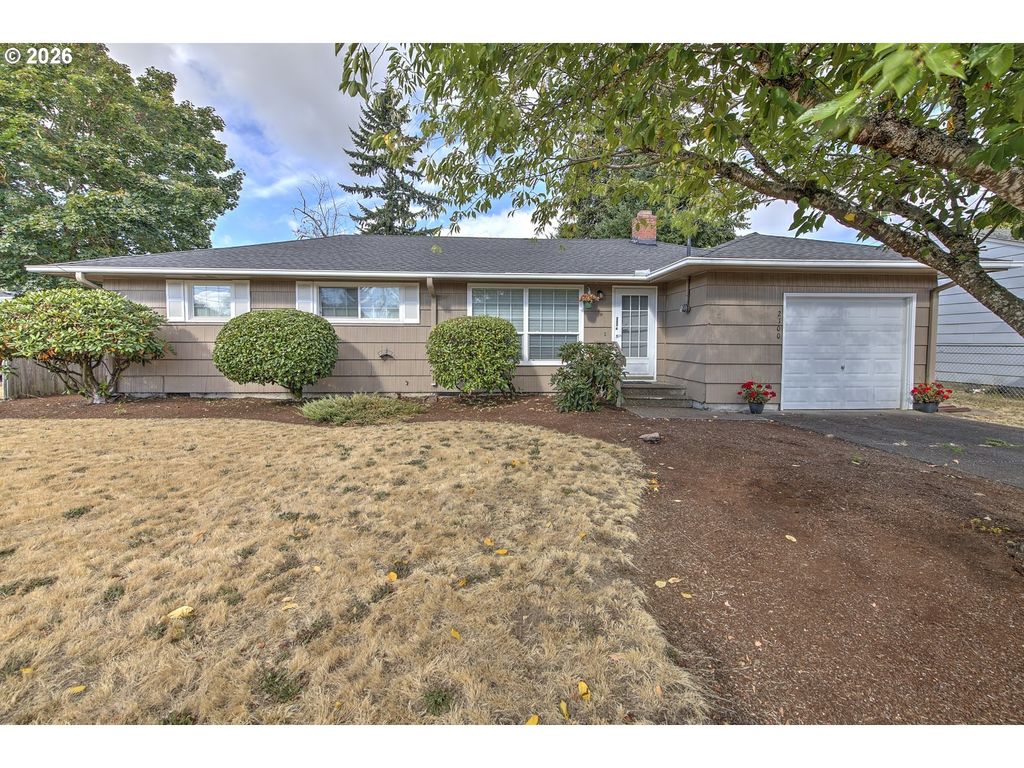 2100 Wahclellah Ave, Vancouver