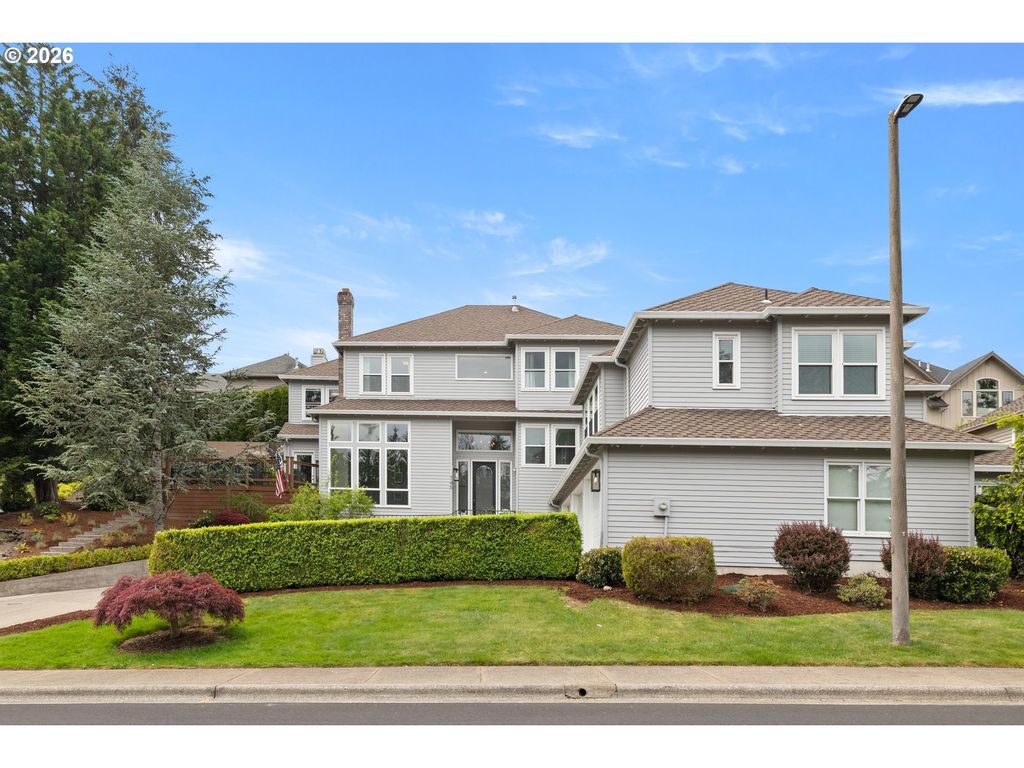 745 Sw 67th Pl, Portland