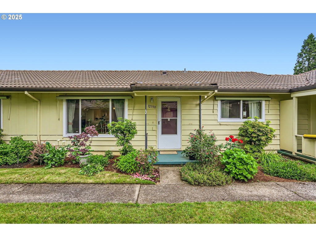 12330 Se Main St, Portland