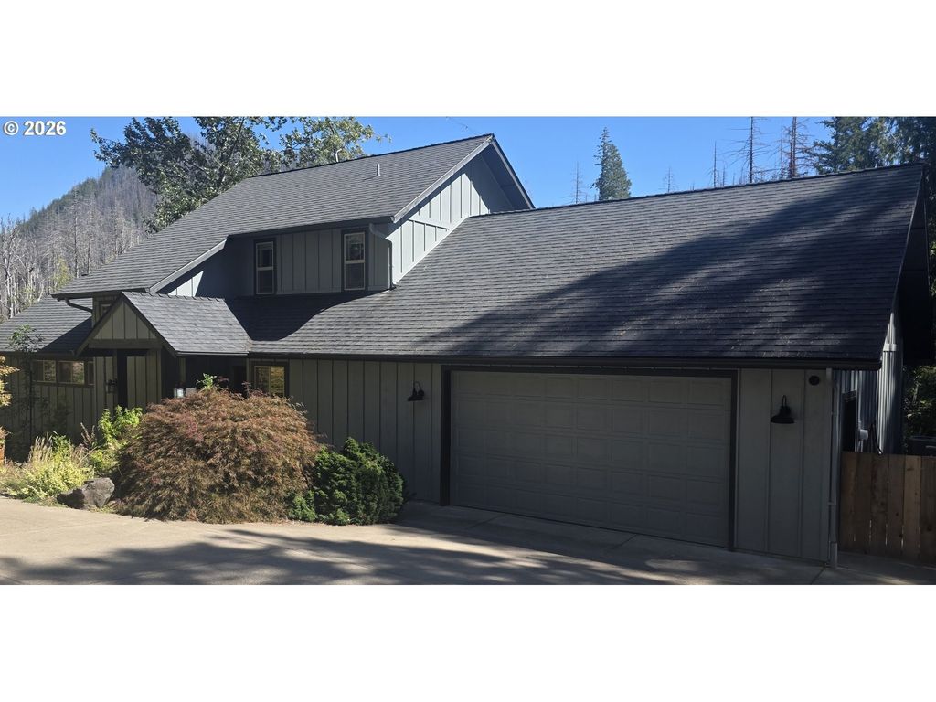 49894 Mckenzie Hwy, Vida