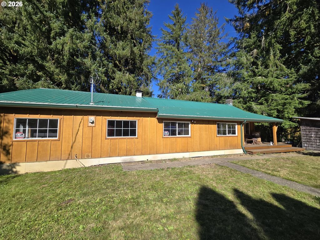 78572 Highway 53, Nehalem
