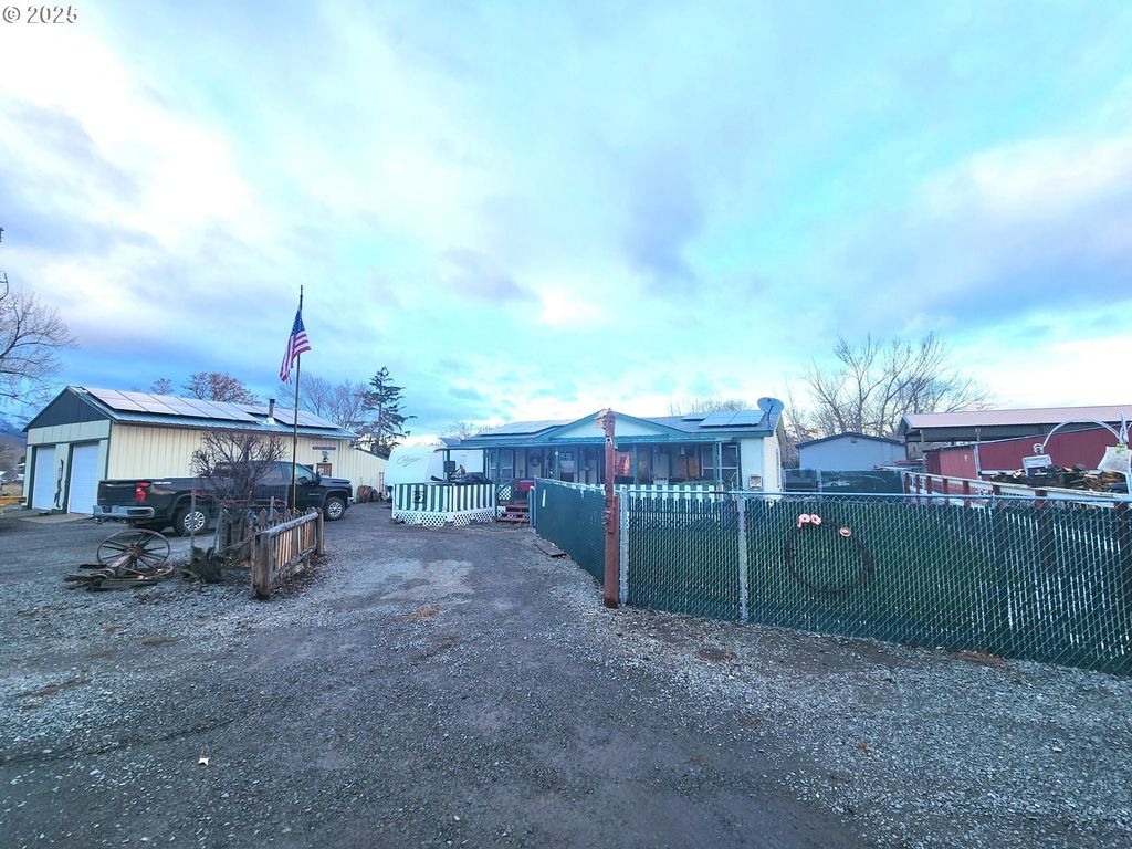 845 W Arch St, Union