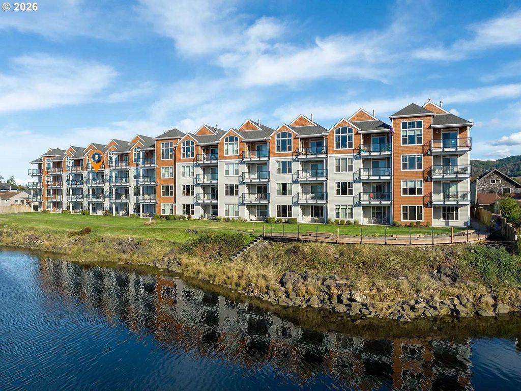 1000 N Holladay Dr #309, Seaside