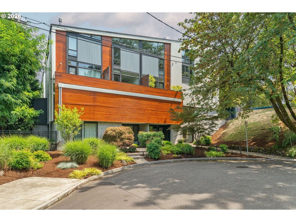 245 Sw Meade St G2, Portland