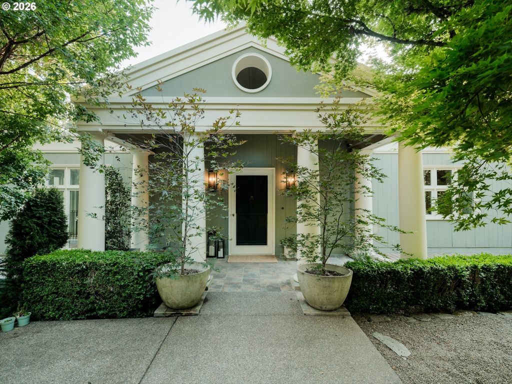 1615 S Greenwood Rd, Portland