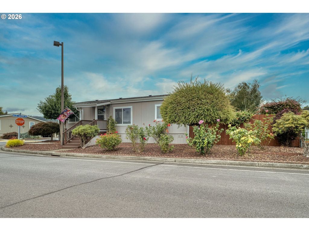 610 Egret Ln, Longview