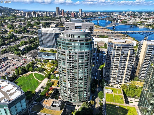 3601 S River Pkwy 2110, Portland