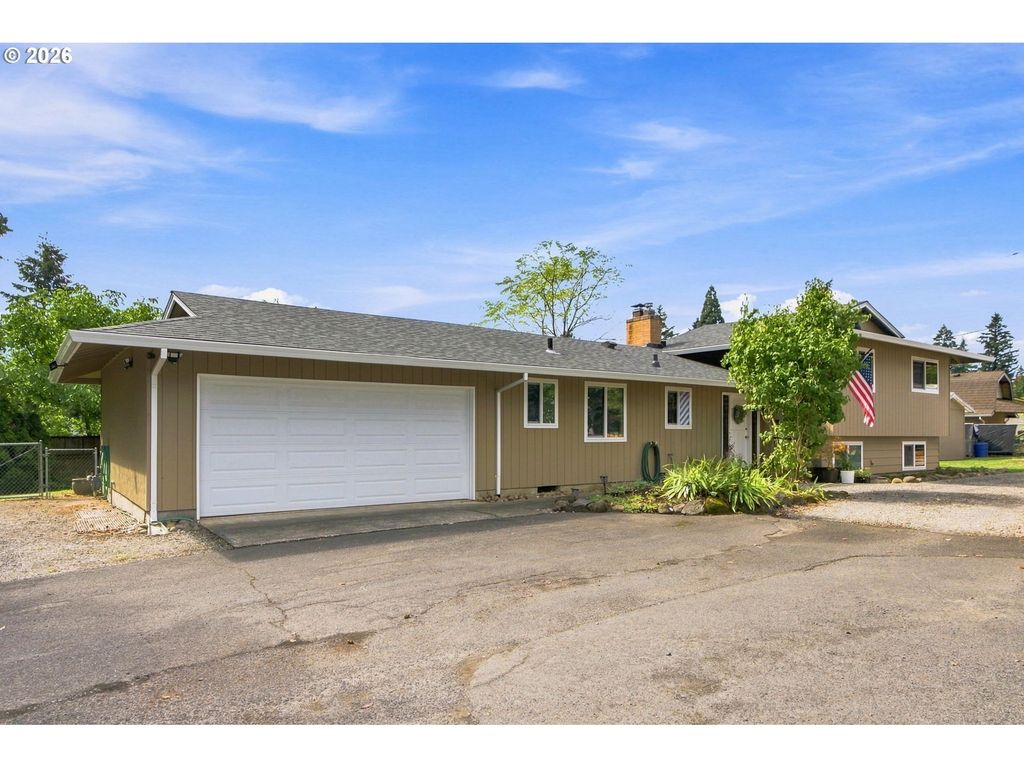 2223 Se 139th Ave #a, Portland