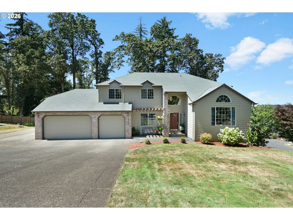 16023 Trail Dr, Oregon City