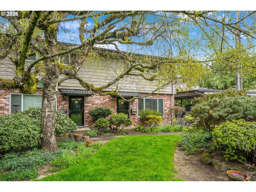 8333 Se 23rd Ave A, Portland