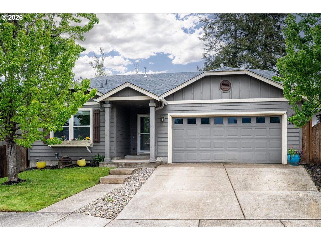 553 S 48th Pl, Springfield