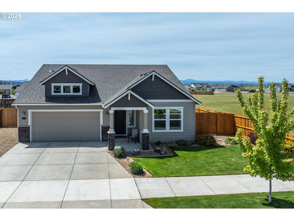 1132 Nw Golf Course Dr, Madras