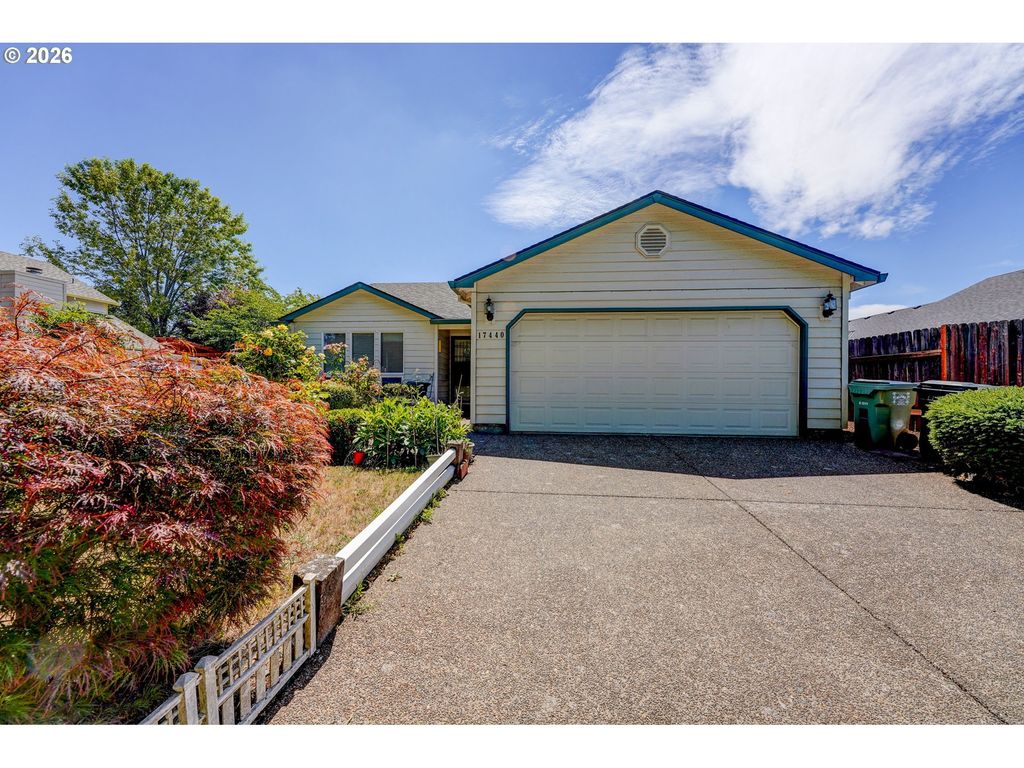 17440 Sw Stark St, Beaverton