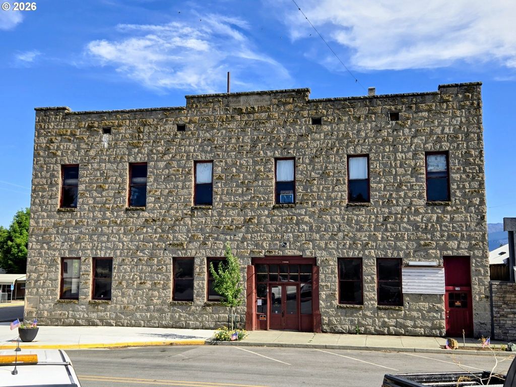 115 Sw Front, Prairie City