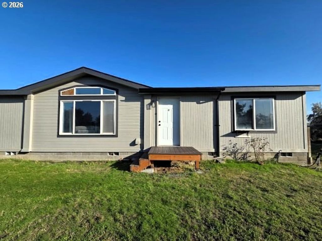 225 Ne Marshall Loop, Boardman