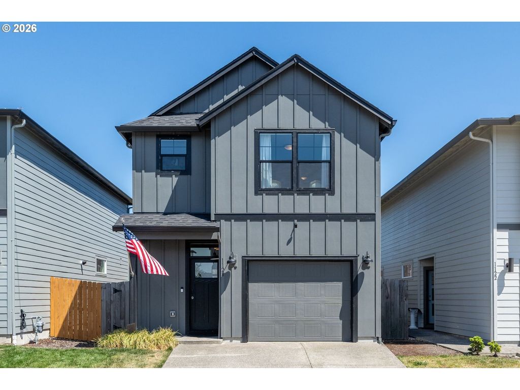 1128 N Auburn Pl, Ridgefield