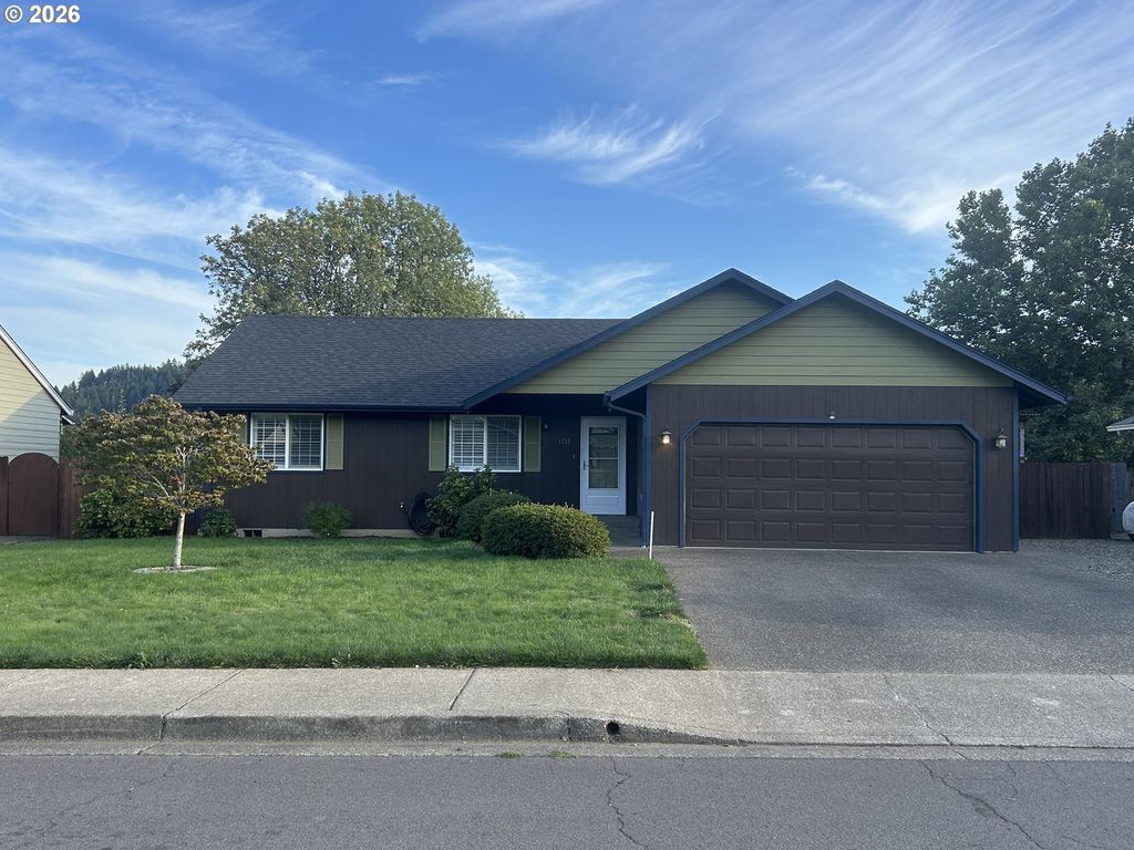 1202 E Second Ave, Sutherlin