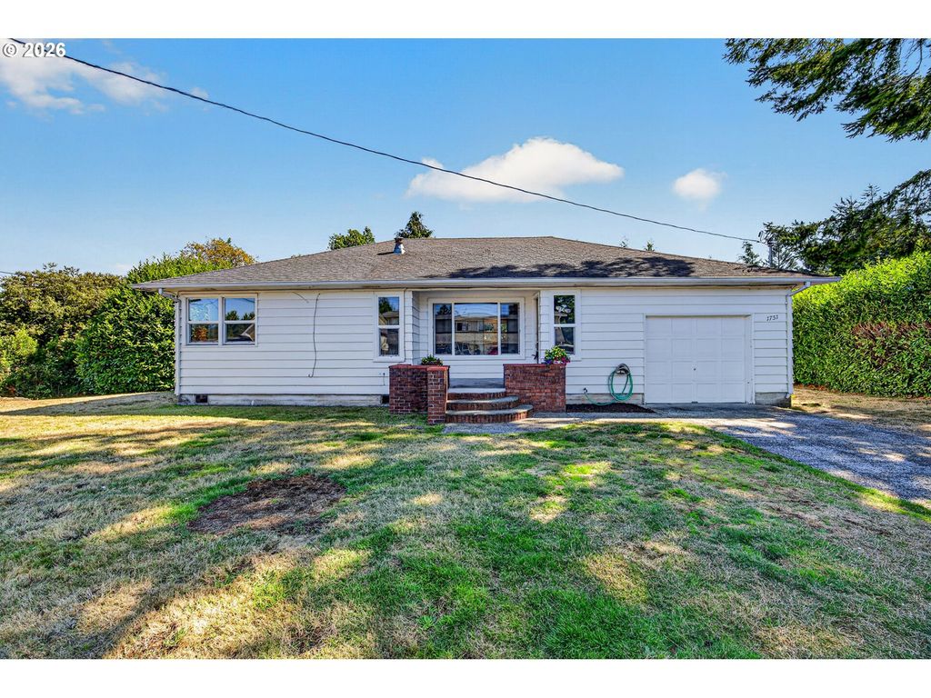 1751 Milligan Ave, Coos Bay