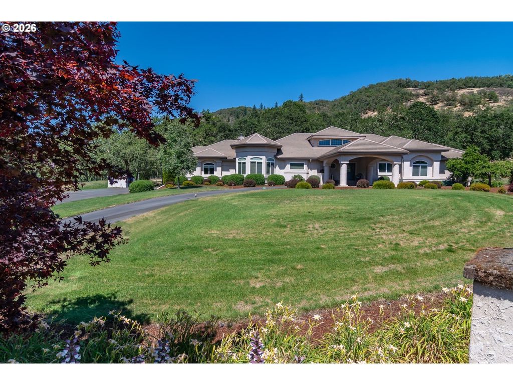 175 Echo Canyon Ln, Roseburg