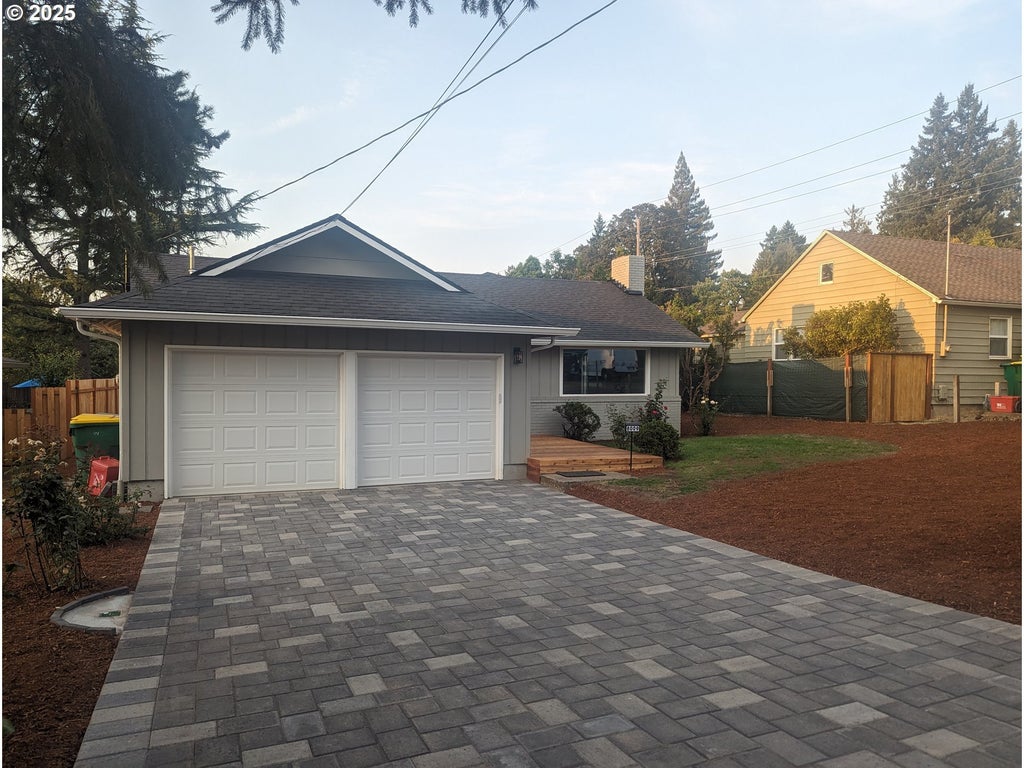 8009 Sw Mapleleaf St, Portland