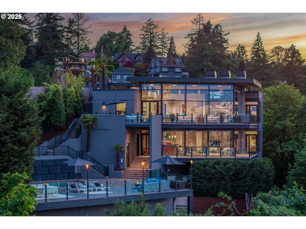 1551 Sw Upper Hall St, Portland