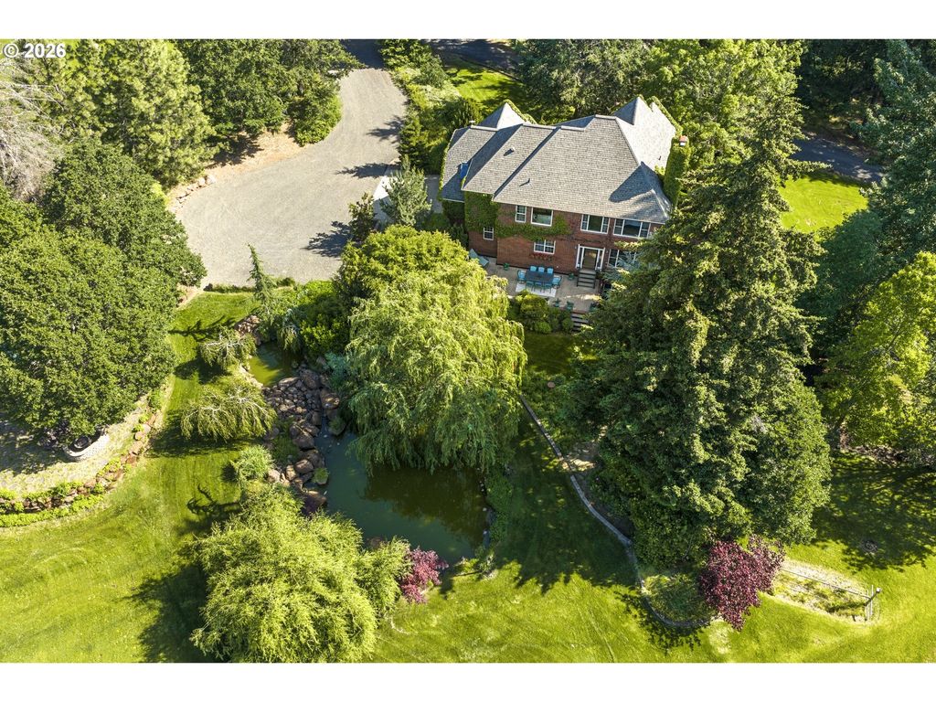 4050 Sylvester Dr, Hood River