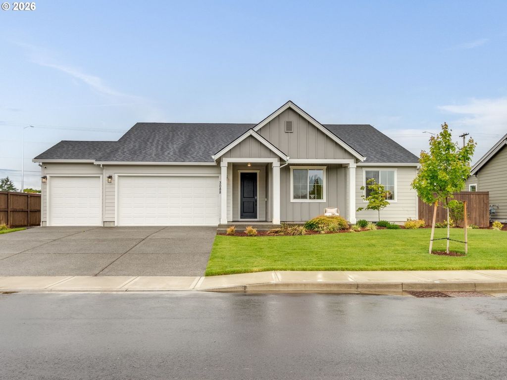 3088 Heron St, Woodland