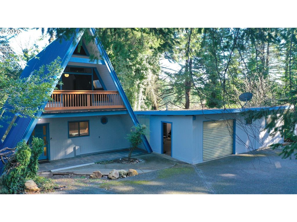 17717 Rainbow Rock Rd, Brookings