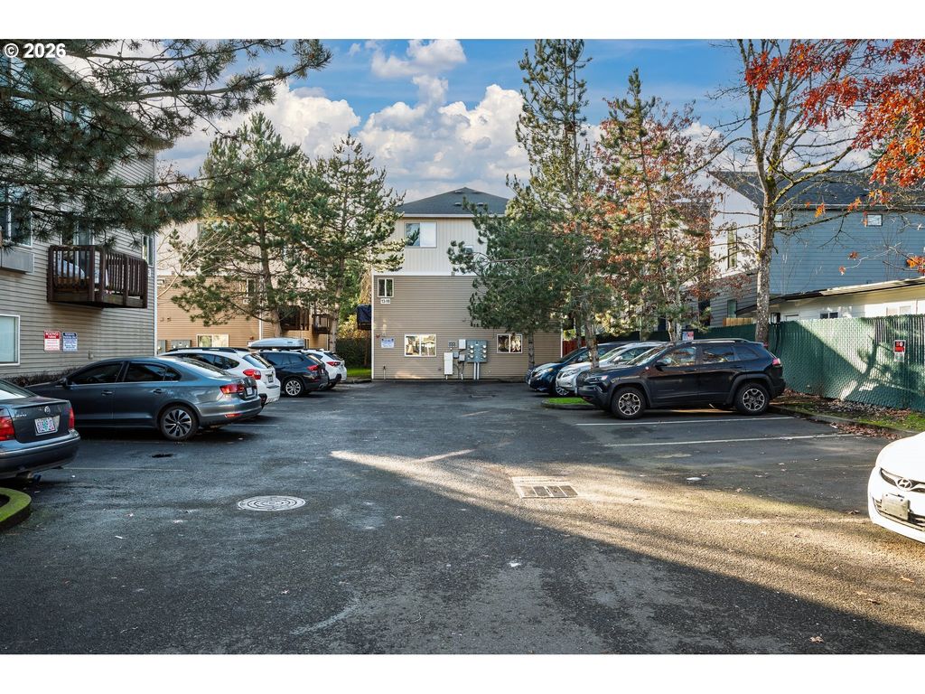 3317 Se 122nd Ave 14, Portland