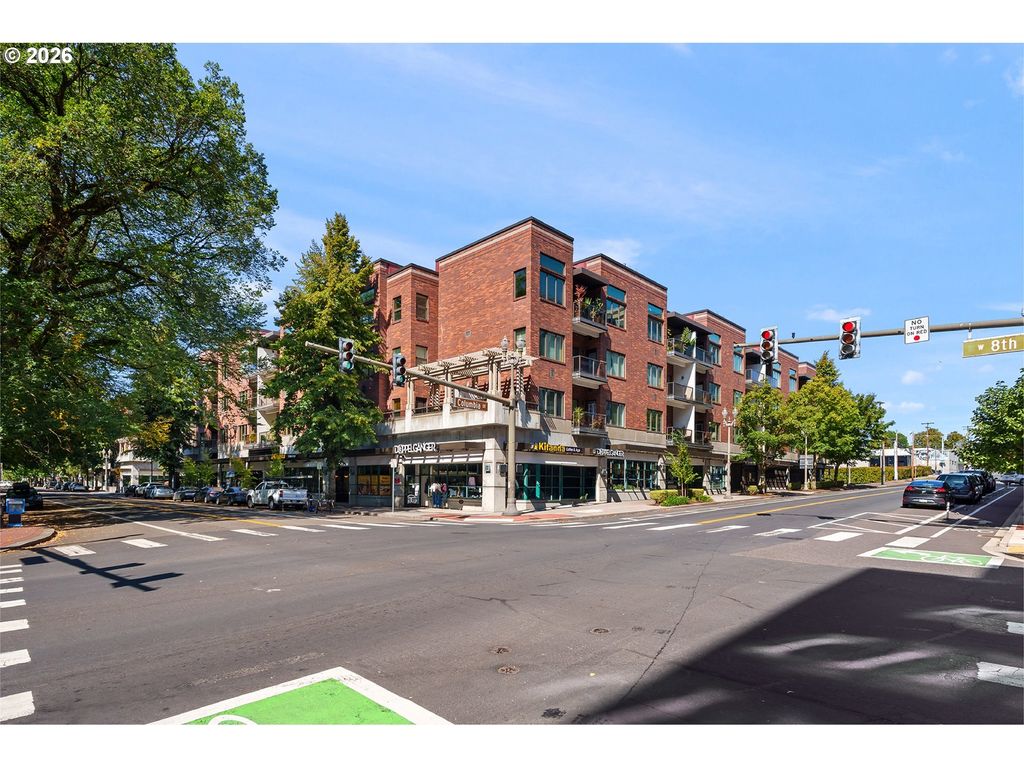300 W 8th St 305, Vancouver
