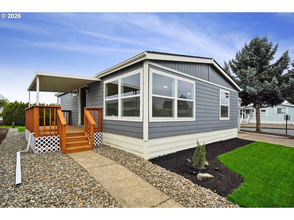 2768 Oakland Loop Se, Salem