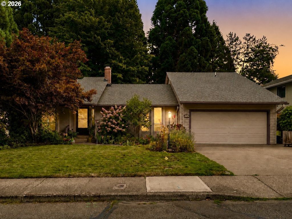1765 Cinnamon Hill Dr Se, Salem