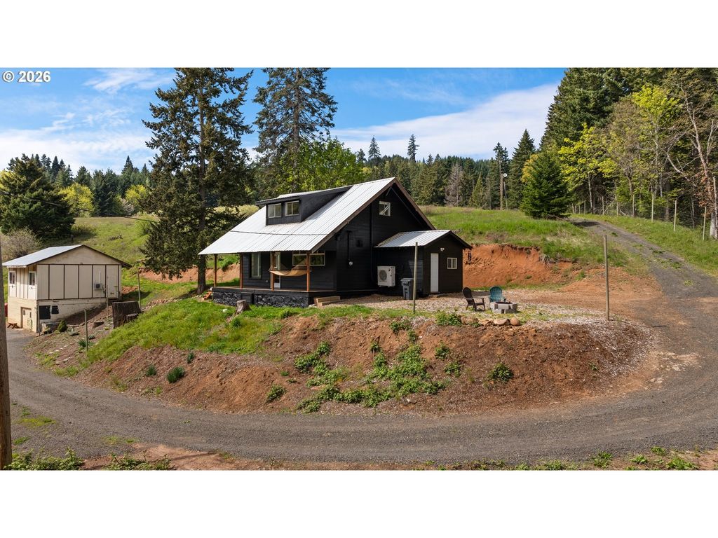5524 Binns Hill Dr, Hood River