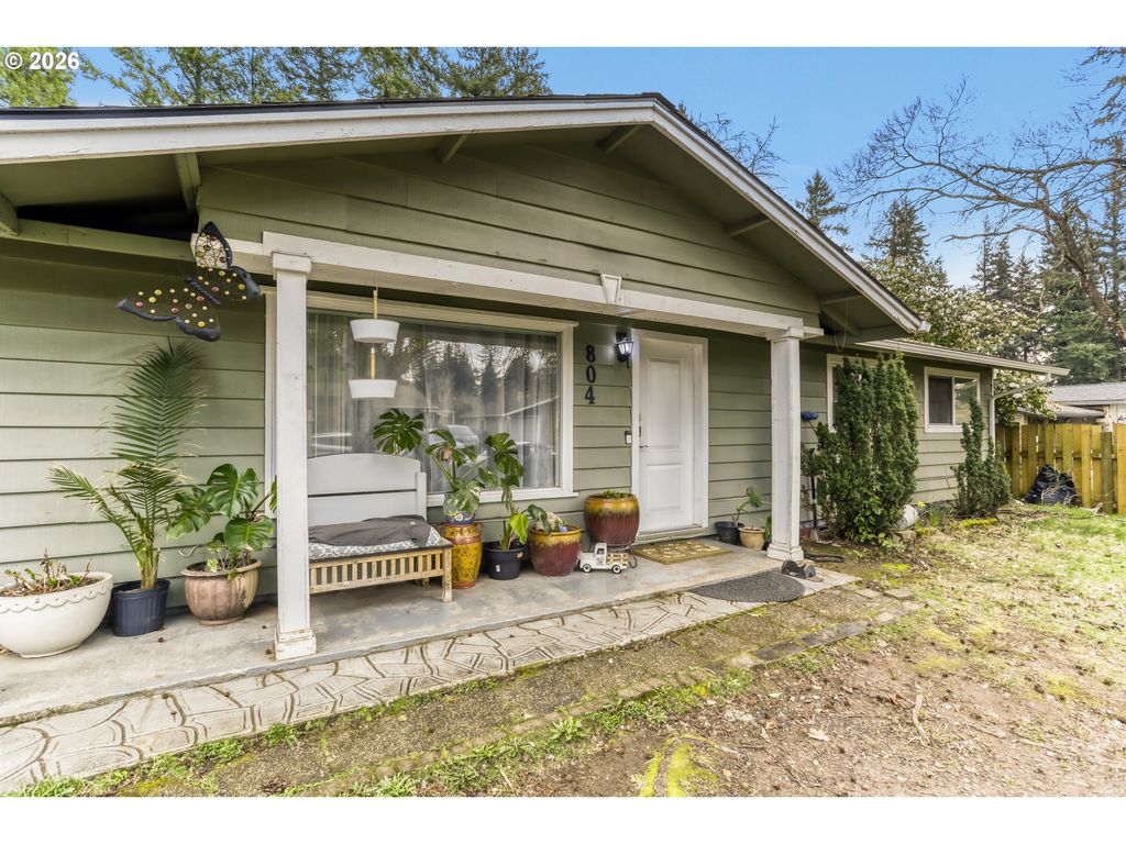 804 Se 176th Pl, Portland