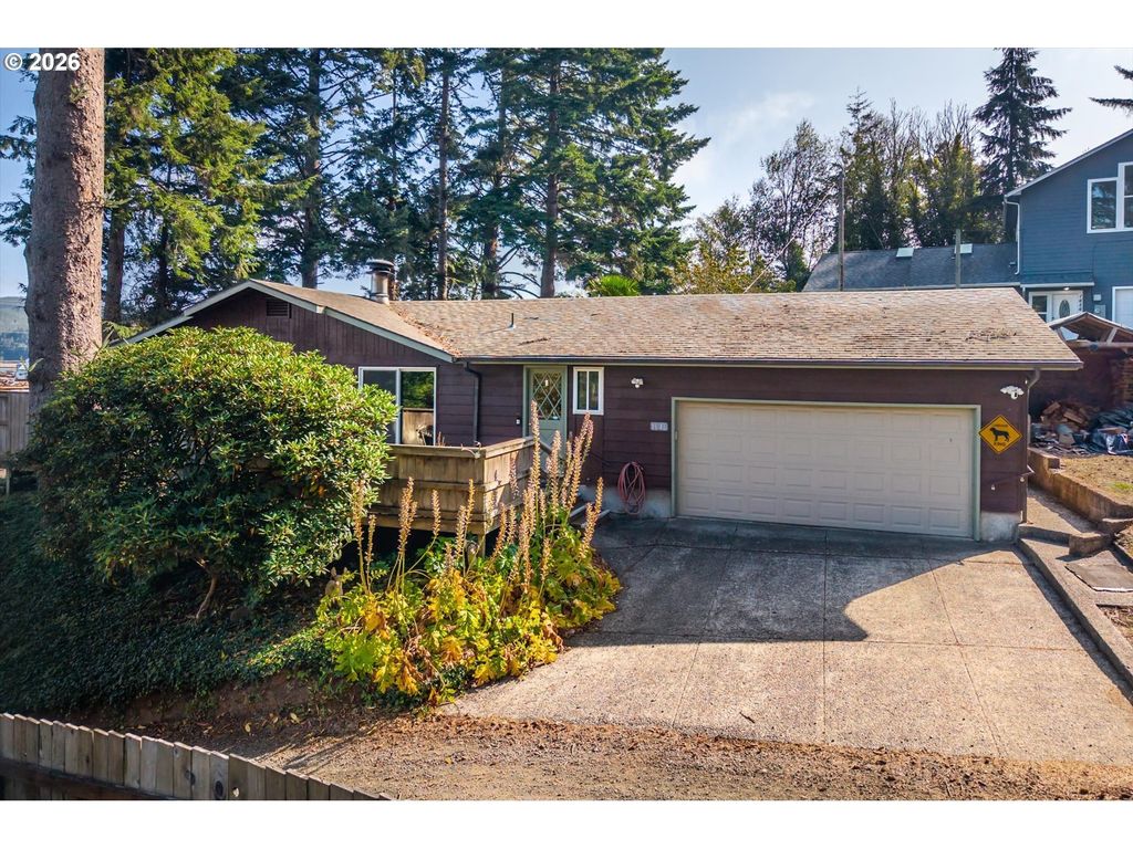 1646 Coos River Hwy, Coos Bay