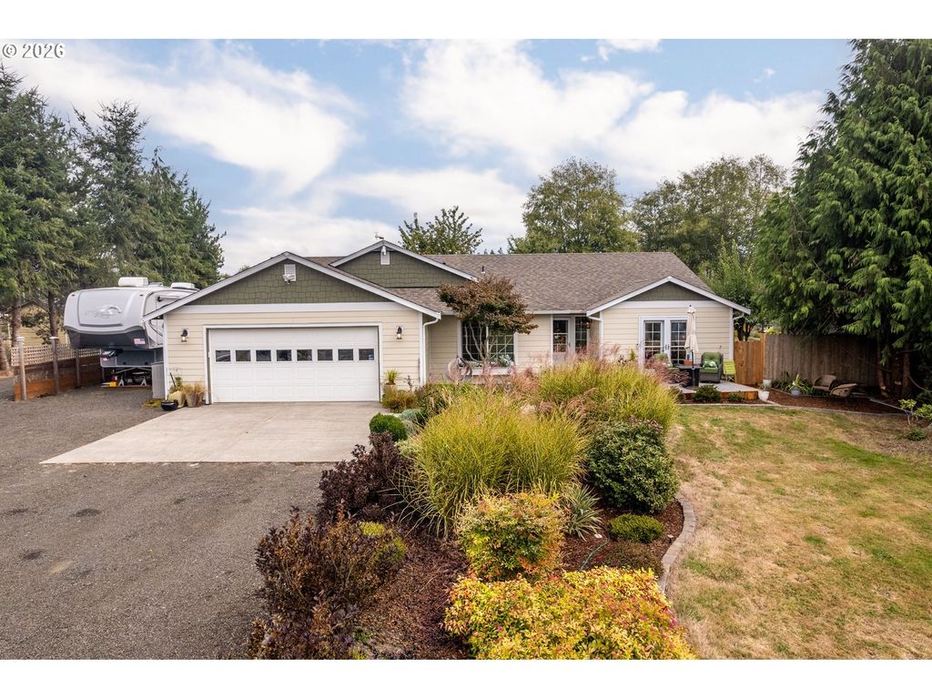 126 Greenwood Rd, Cathlamet