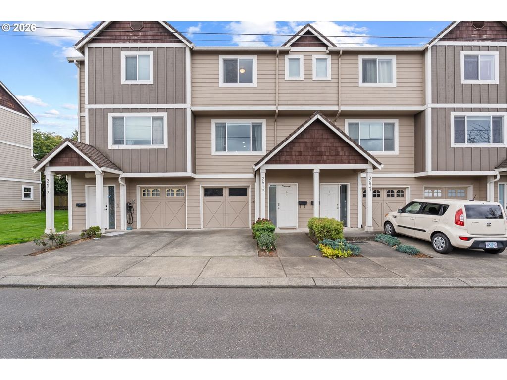 2619 Se 109th Ave, Portland
