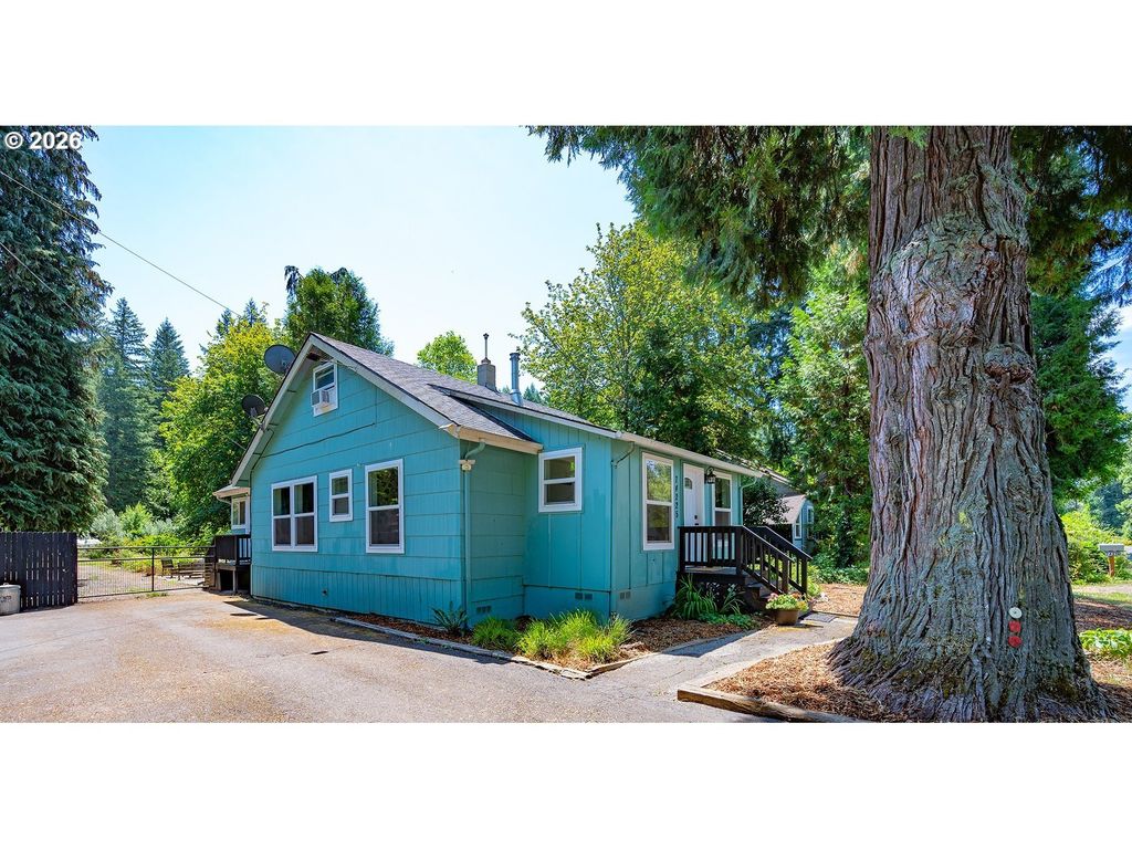 74225 London Rd, Cottage Grove