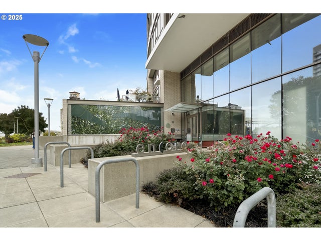 949 Nw Overton St 605, Portland