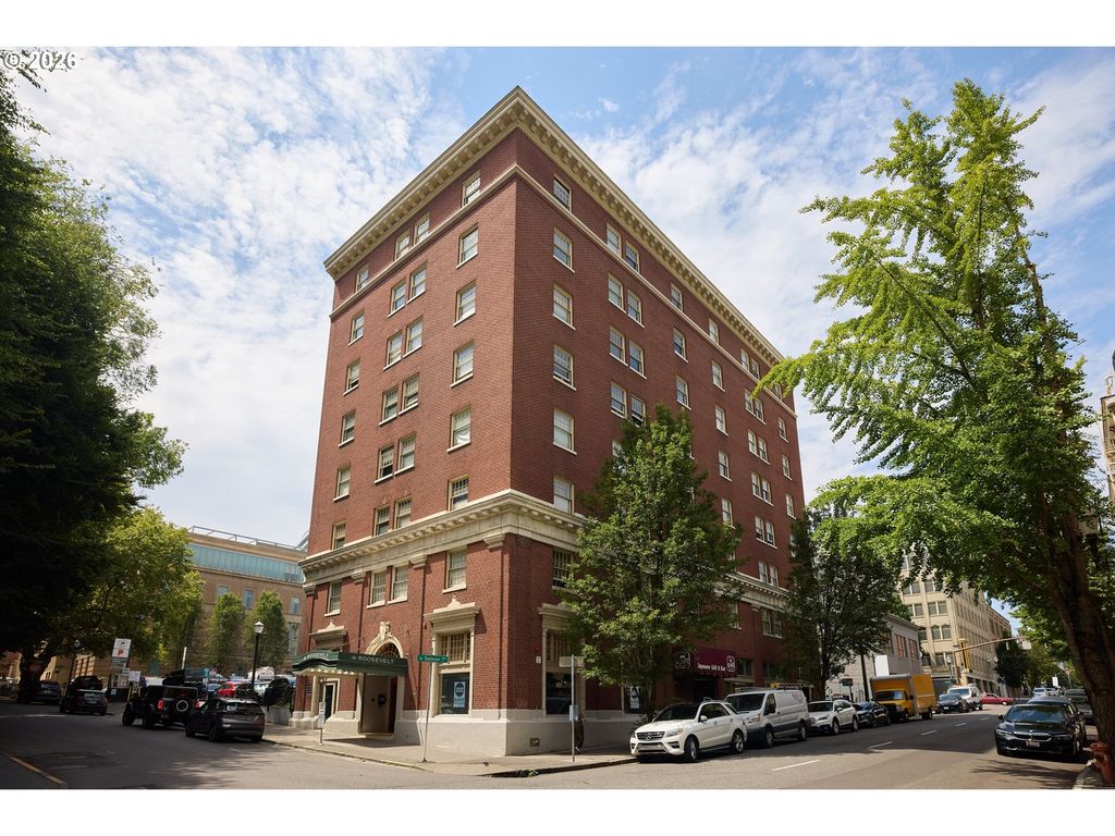 1005 Sw Park Ave 703, Portland
