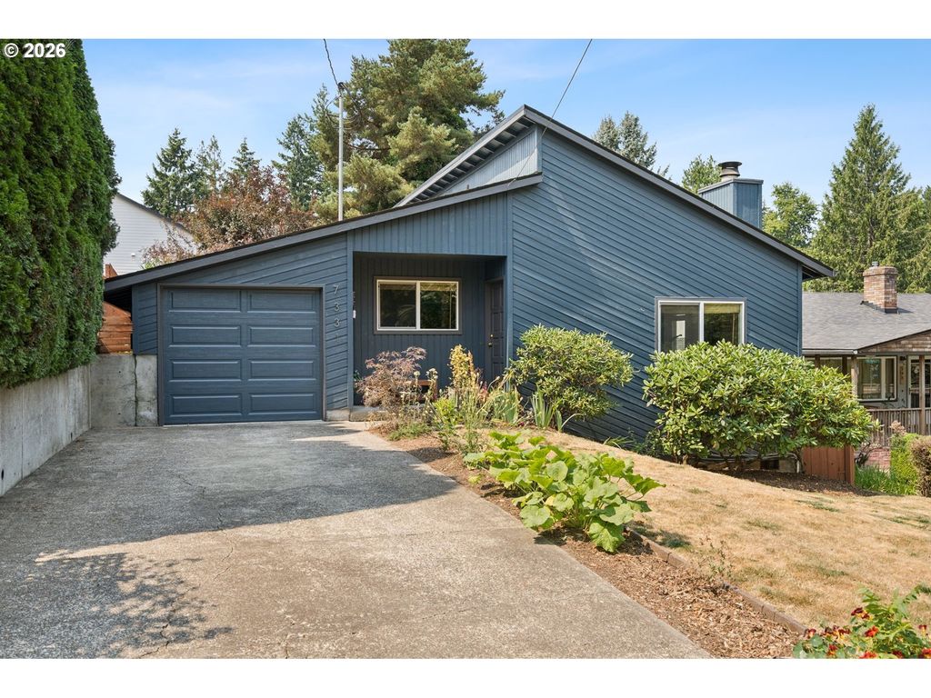 7331 Sw 17th Dr, Portland