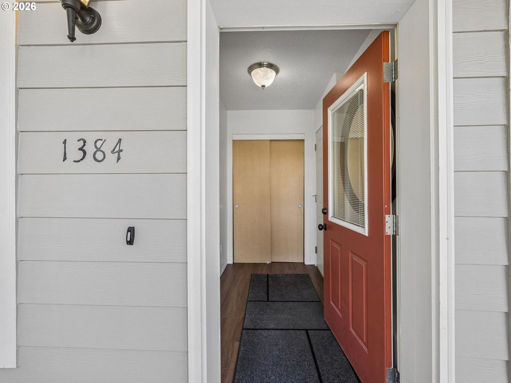 1384 Sw 22nd Ter, Gresham