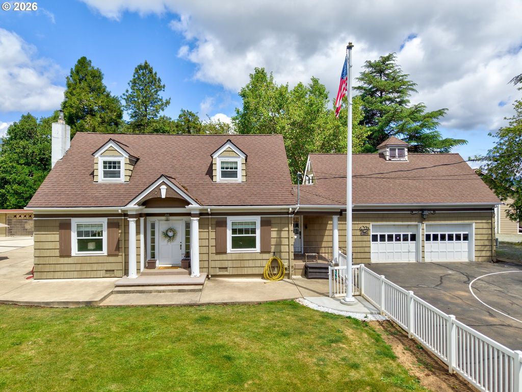 1631 Glenbrook Loop Rd, Riddle